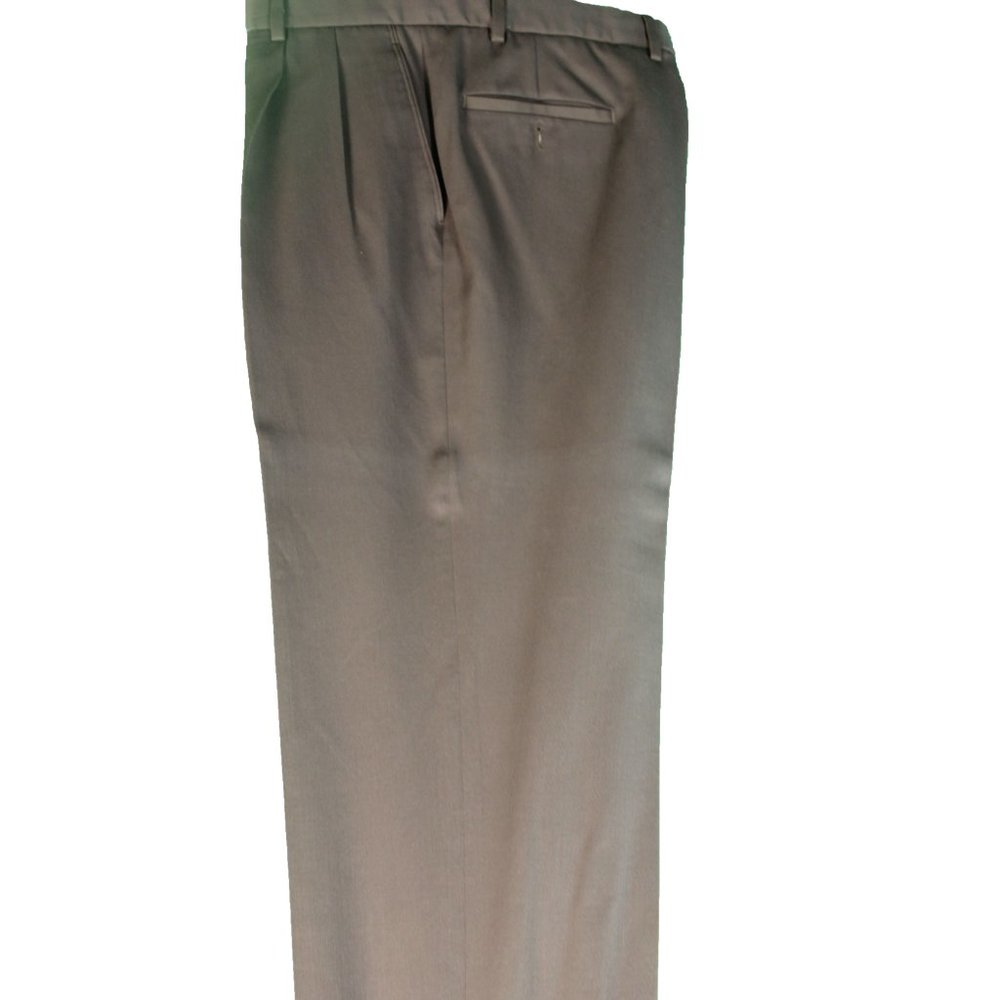 Joseph & Feiss Tan Dress Pants with elastic waist band  Size 40" W x 30" L